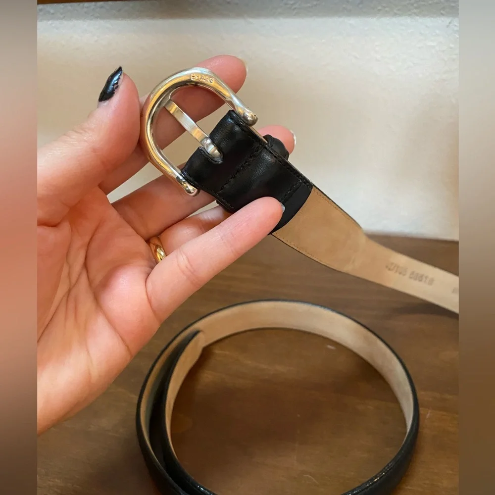 EUC Mens Land’s End Black Leather Belt (Size:42)